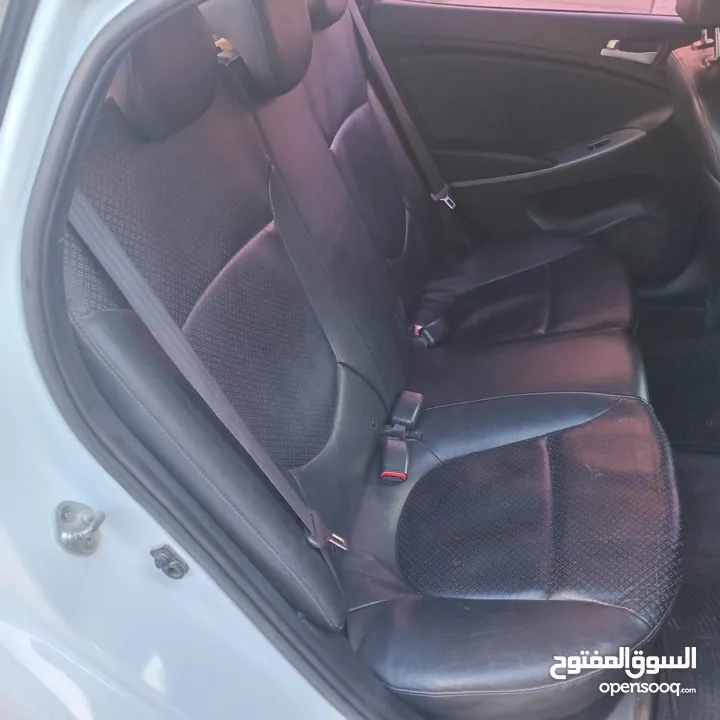 هونداي اكسنت 2016 بنزين أوتوماتيك بصمة دهان شركة