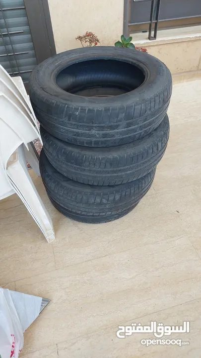 أجهزة كهربائية بحالة جيدة للبيع وأشياء أخرى