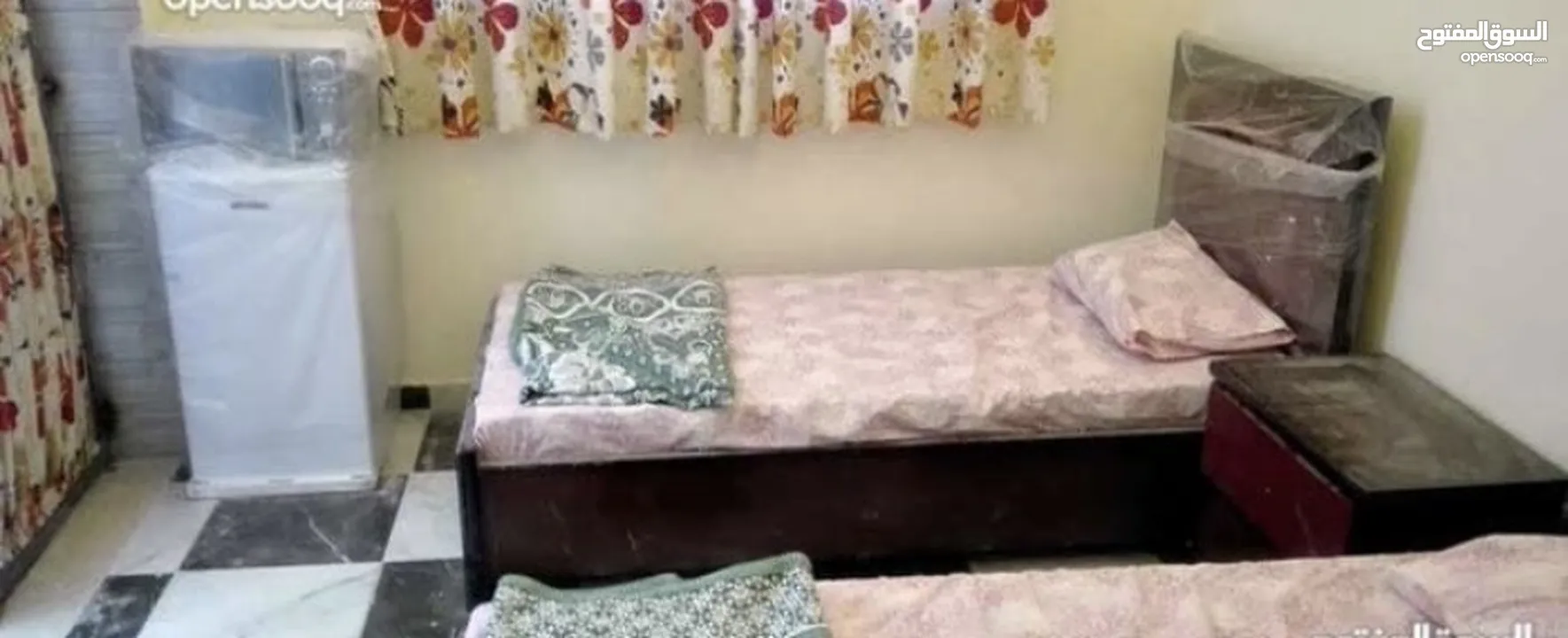 أستديوهات مفروشه بالكامل ديلوكس غرفه وصاله وغرفه ومطبخ وحمام طابق ارضي قرب محكمة شمال عمان
