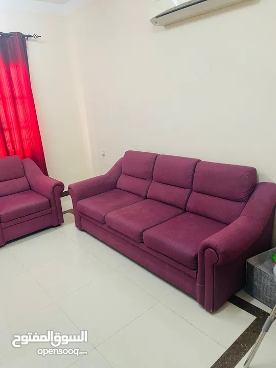 5 Seater Sofa With Toughened Glass Table for Urgent Sale