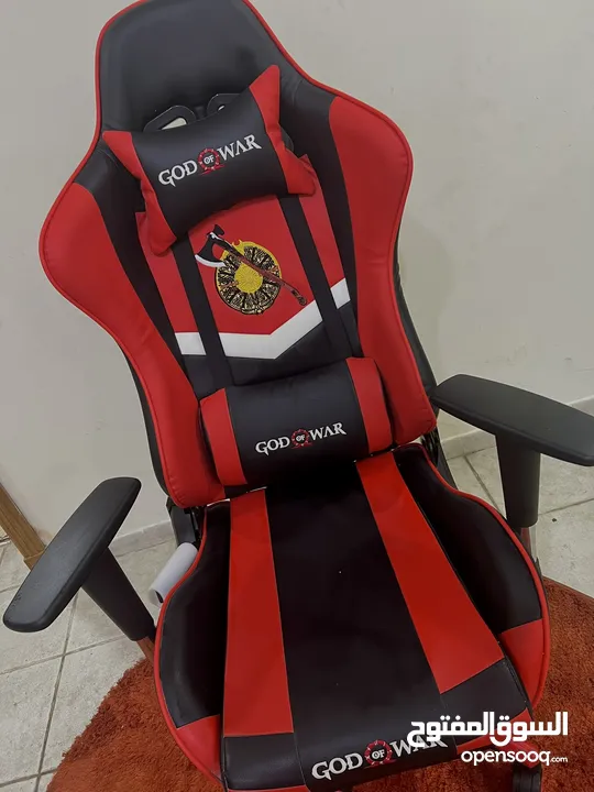 Chair gaming for  sale    Like new one   للبيع كرسي  جيمنج نظيف استخدام 3 شهور فقط