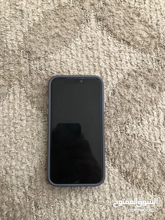 ايفون 11 مستعمل مبدل شاشه g64 بطاريه اصليه
