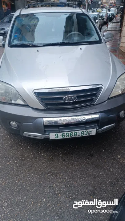 جيب سيرسنتو 2009 ، ماشي 173الف كيلو متر مرخص و مأمن و في امكانية للبدل!!!