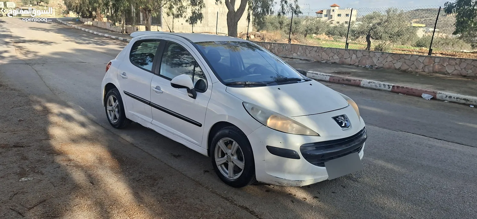 بيجو 207موديل 2009_اتومتيك _ماتور 1600-بنزين اصل برايفت _فحص الف صلاة النبي نظيفة من الاخر