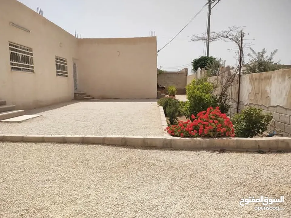 بيت للبيع المفرق ضاحية الملك عبد الله