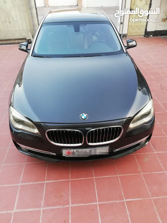 للبيع سيارة فخمة بي ام دبليو    For sale luxury car BMW