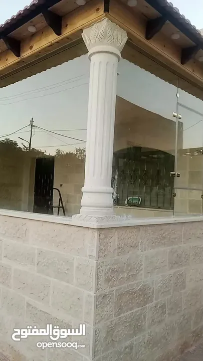 معرض رام الله للزجاج والسيكوريت و المرايا و الديكورات الداخليه  التزام جوده كفائه و اختصاص
