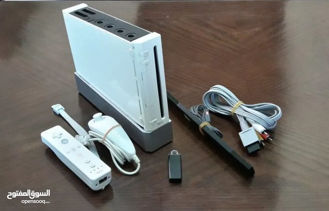 Nintendo wii ناينتدو وي معدل مع 90 لعبة منوعة حركة ورياضة مناسبة للاطفال