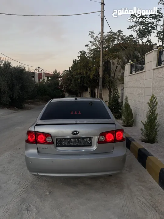 كيا لوتزي 2006 3 جيد لون سلفر ماتور 2000cc