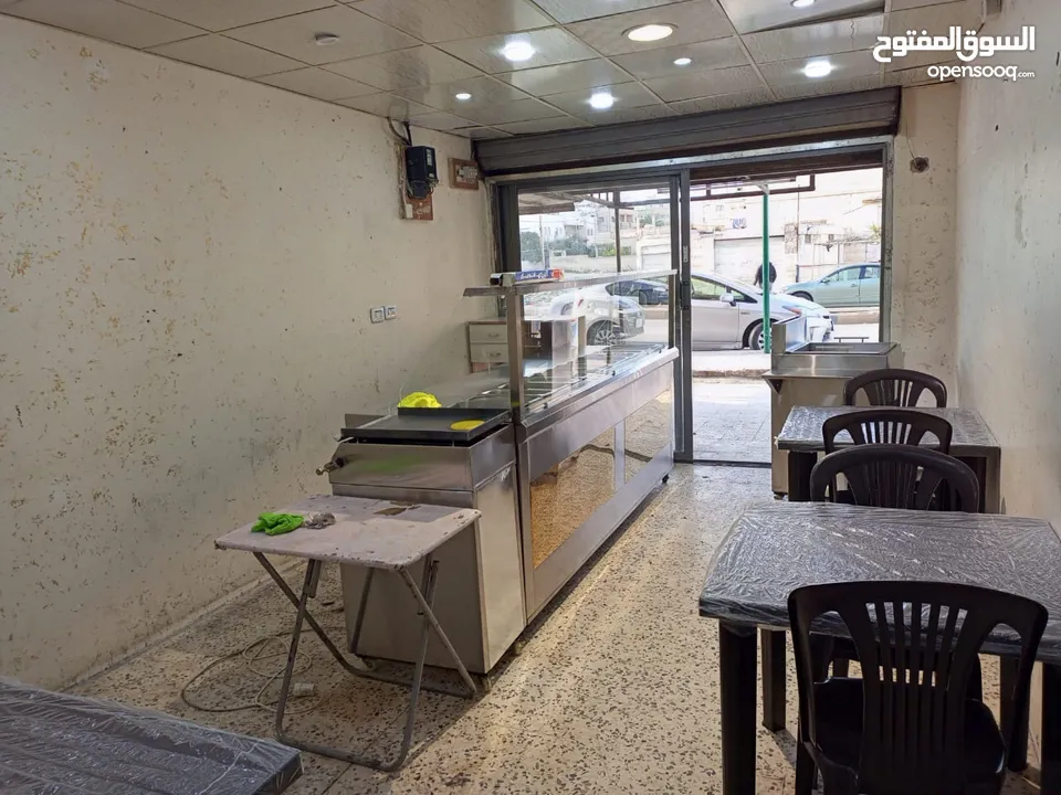 عدة مطعم كاملة استعمال شهر للبيع