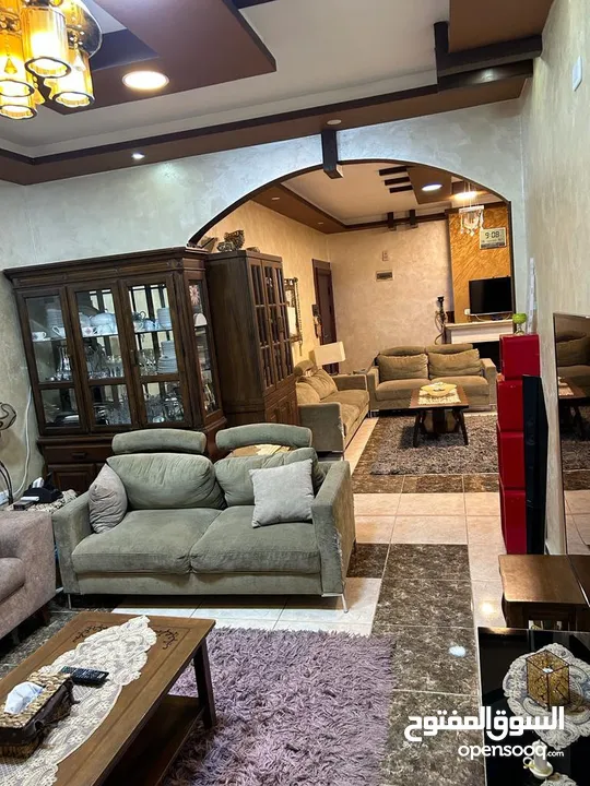 شقة للبيع الزرقاء الجديدة- جبل المغير- برج الأحلام - نفس عمارة سوبر ماركت أحمد ( ون ستور)