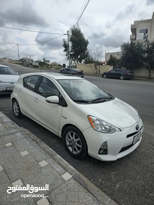 تويوتا بريوس سي 2013  Toyota Prius C 2013