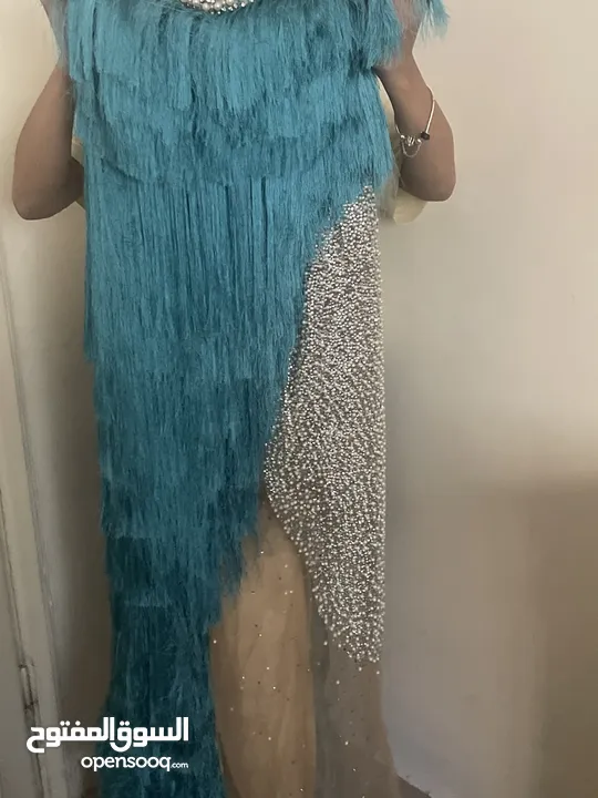 فساتين خطب او اعراس للبيع