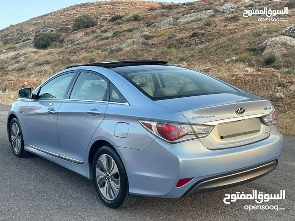 هيونداي سوناتا 2015 وارد الوكالة مالك واحد بحال الشركة أعلى صنف ممشى قليل 7 جيد