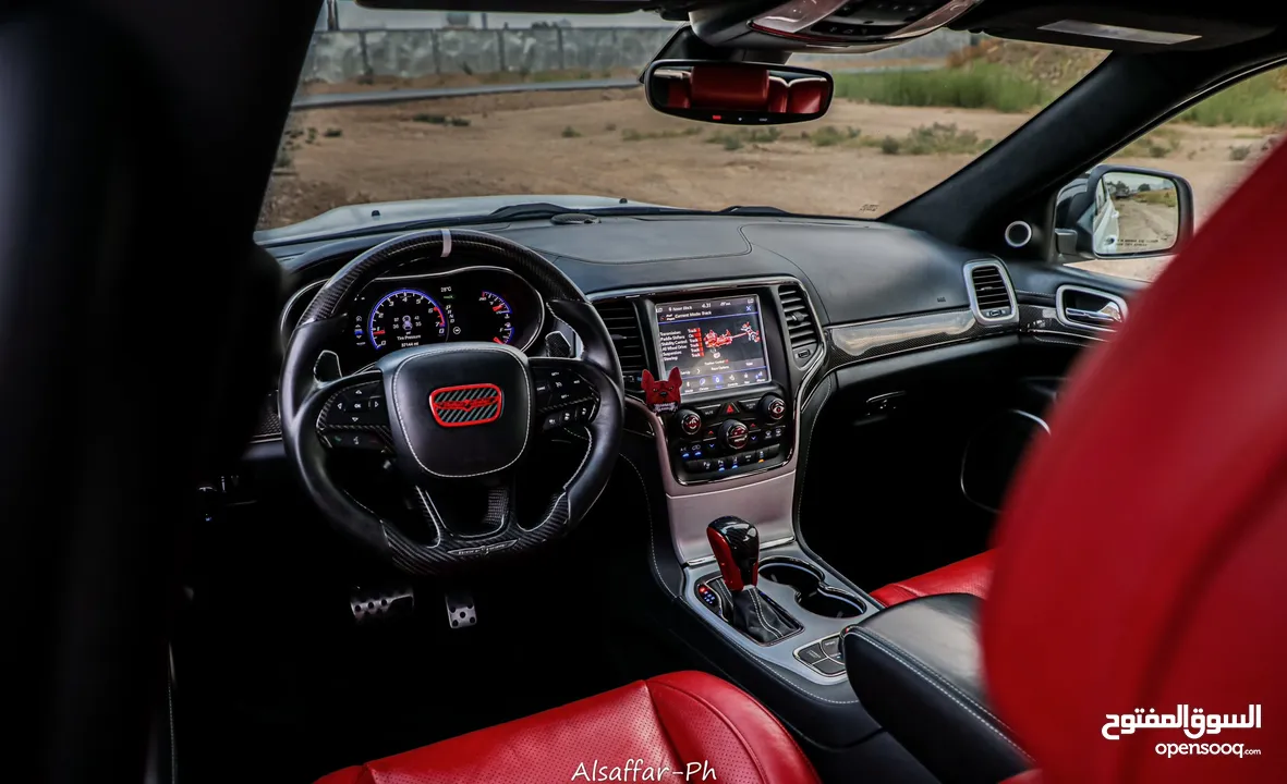 Jeep trackhawk