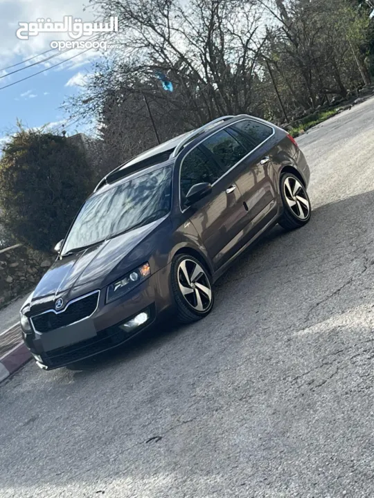 سكودا اوكتافيا لورينت كلمنت 2016