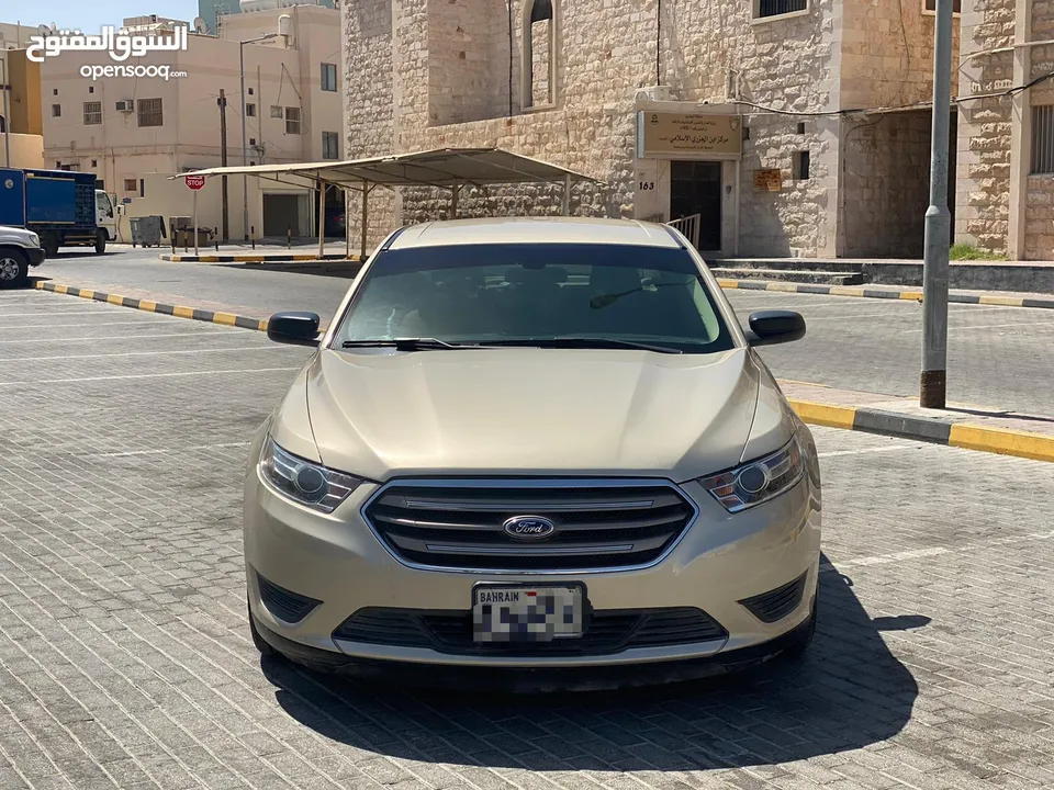 Ford Taurus 2018