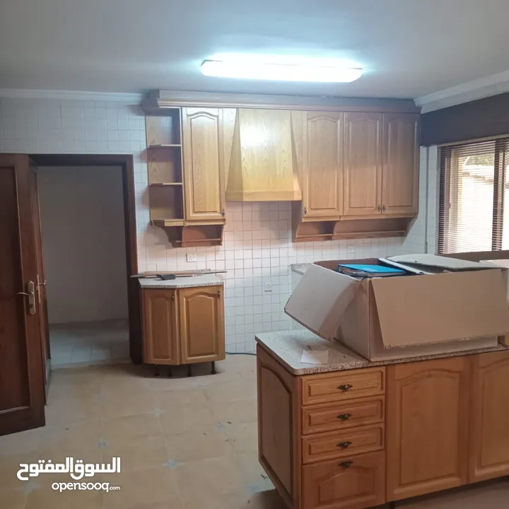 فيلا متلاصقة للبيع او للايجار في دير غبار - 14237