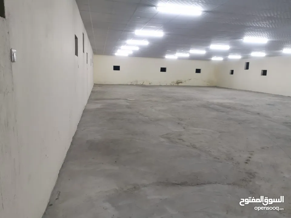 مخزن للإيجار 400 متر صحار/ الوقيبة بالقرب من بازار مول  Store for rent Sohar 400 m Near lulu