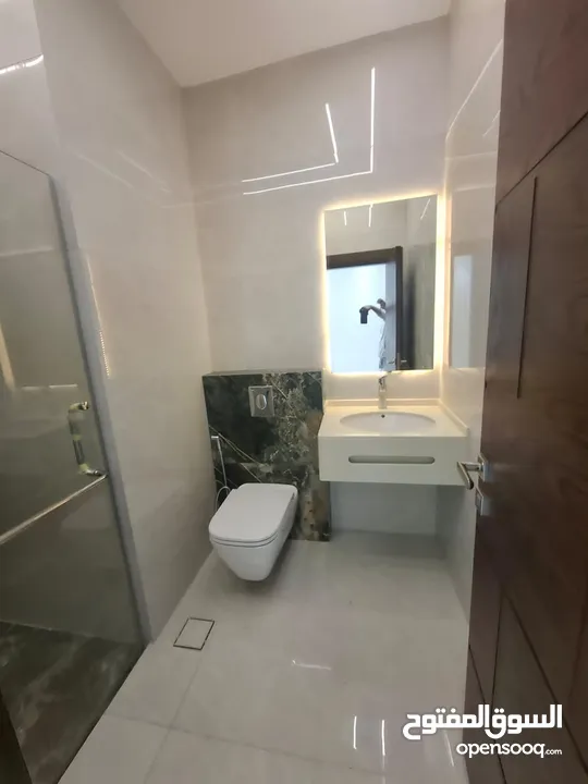 شقة فاخرة جديدة لم تسكن اعلان رقم (SL2036)
