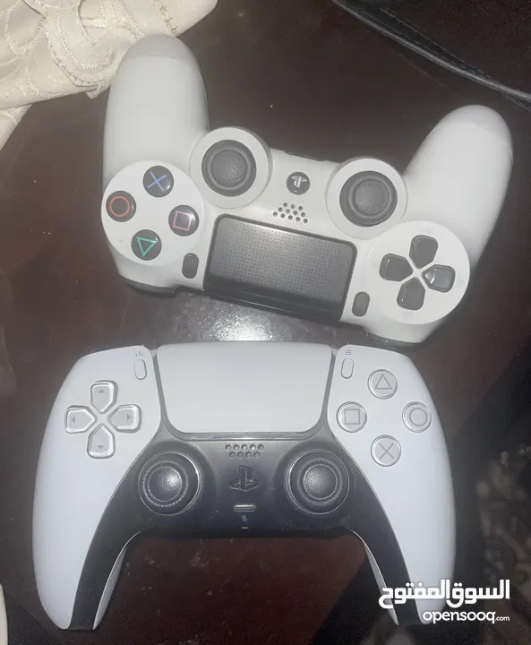 يد سوني 5 وسوني 4 نظيف جدا