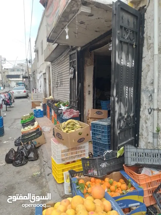 عمارة استثمارية للبيع في منطقة الوحدات شارع سمية قرب مسجد المدارس وسوق الوحدات