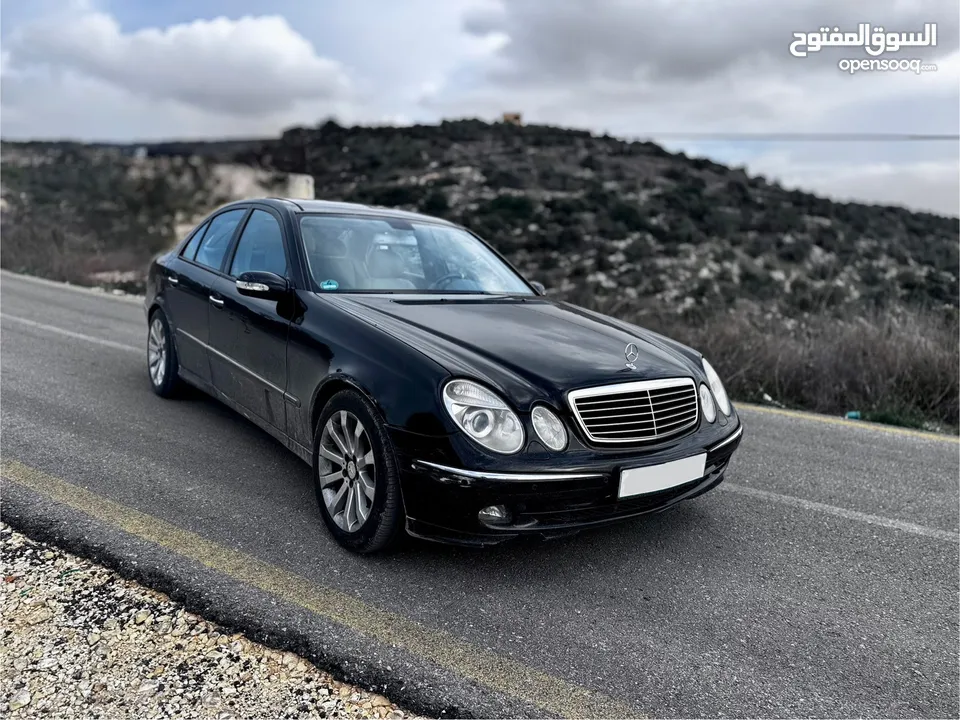Mercedes E350 v6
