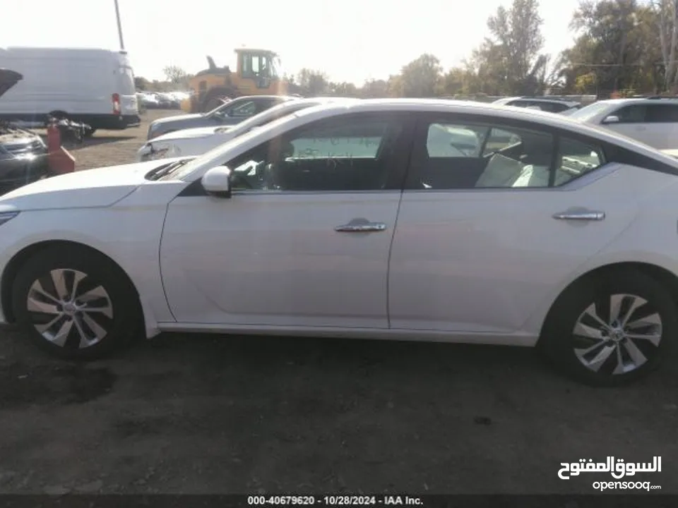 NISSAN ALTIMA S, 2019 MODEL, 39,700 MILES ONLY, MINOR REAR DAMAGE