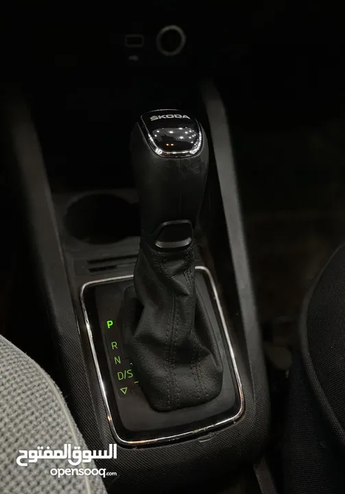 سكودا فابيا اوتوماتيك .. ترخيص 2019 .. لون بني مميز