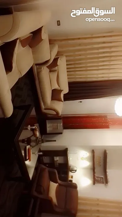 طقم كنب فاخر لاصحاب الذوق الرفيع