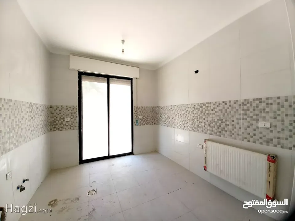 شقة غير مفروشة للبيع في الجبيهة ( Property ID : 31240 )