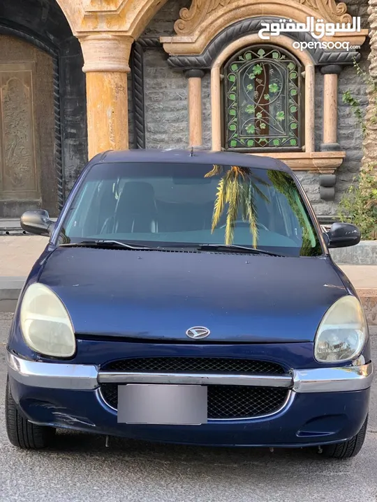 دايهاتسو سيريون 2001