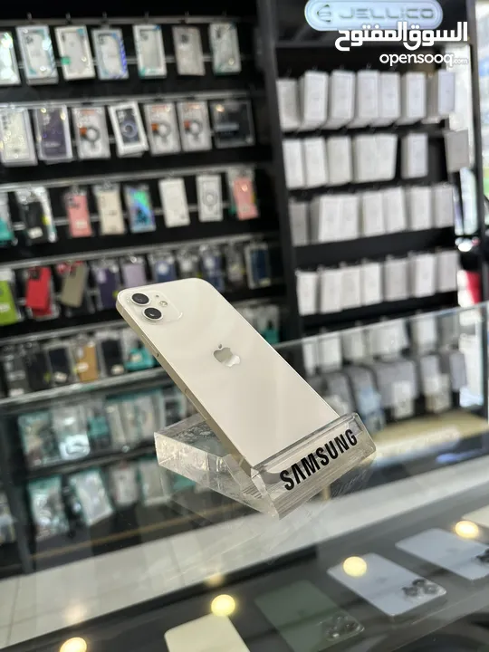 iPhone 12 128GB بطاريات من 87% ل 93% الاجهزة تب نضافةمش مفتوح ولا مغير فيها اي اشي متوف جميع الوانه