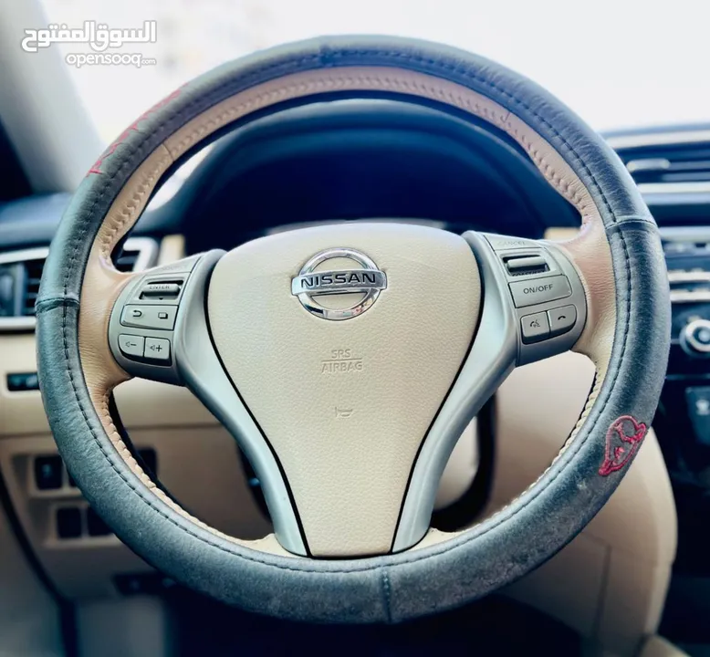 NISSAN XTRAIL 2015 WHITE GCC WITH SUNROOF