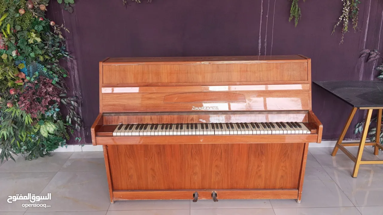 بيانو مستعمل للبيع zimmar man