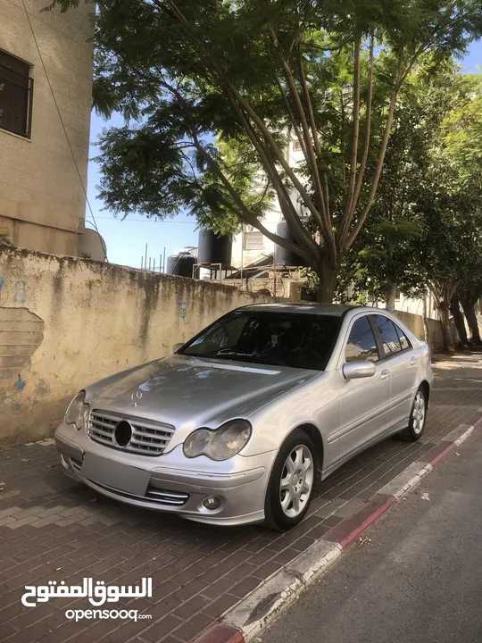 للبدل او البيع بسعر حرق مرسيدس c203 موديل 2006 اصل عمومي بحالة ممتازه