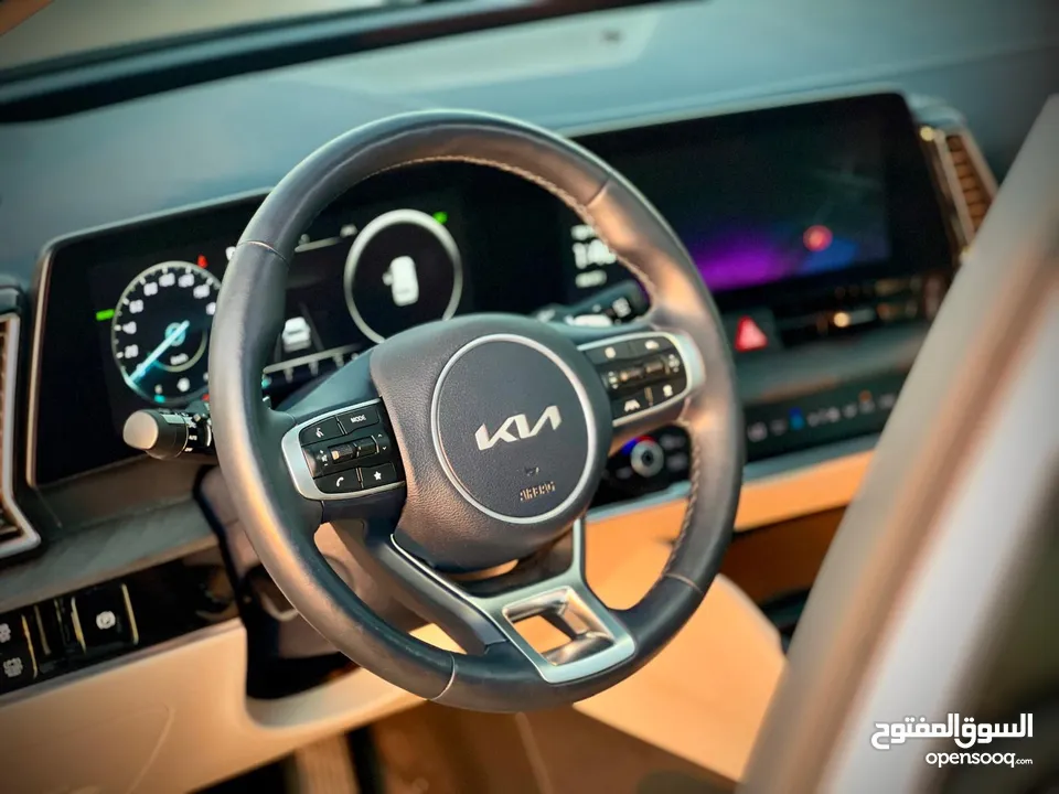 كايا سبورتاج /2022 فل الفل فتحة سقف  2x4 ///240Hp بنزين + كهرباء  ( Haybrid) 1600cc