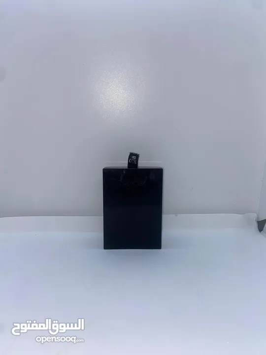 هاردين وقارئ cd مع سلك SATA مجانا مع كل واحد