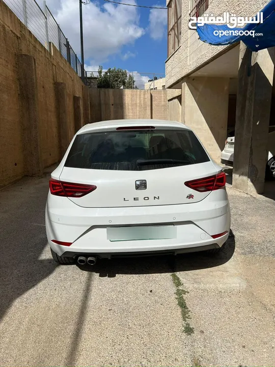 سيات ليون اكسيلانس 2018