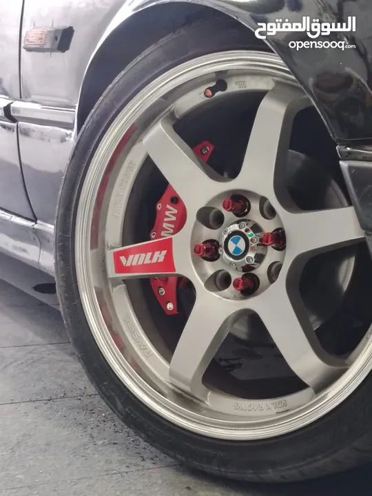 بي ام دبليو BMW E30  320  بوز نمر موديل 1986 محدثة 1990