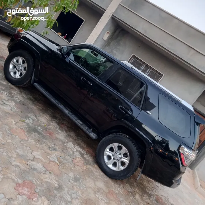 تويوتا (4Runner) درجة أولى فى النظافة 2015