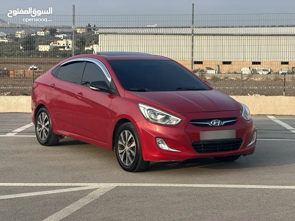 هونداي اكسنت /2014 فل فتحة سقف ديزل اتوماتيك 4 غيار كاملة الإضافات و المميزات