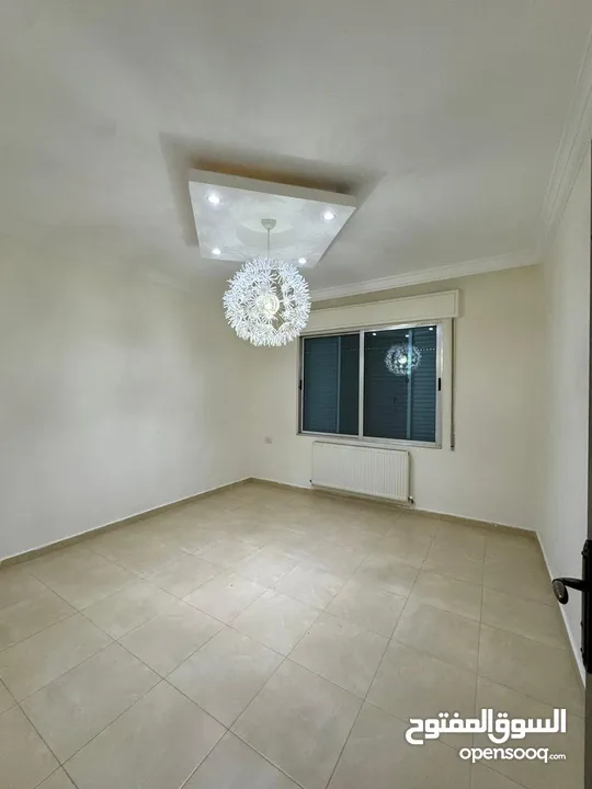 شقة غير مفروشة للإيجار ( Property 43230 )-174893935