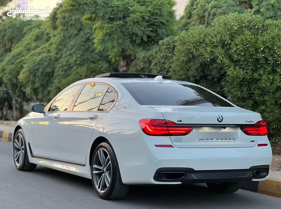 2018 BMW 740 eDrive بحالة الوكالة للبيع كاش او اقساط من المالك مباشرة بدون وساطة بنوك دفعة اولى