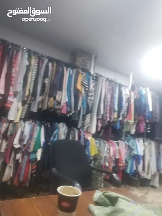 محل باله للبيع كامل 8ستاندات و4000قطعه باله بين ستاتي وولادي وبناتي واطفال و1600علاقه  بسعر حرق