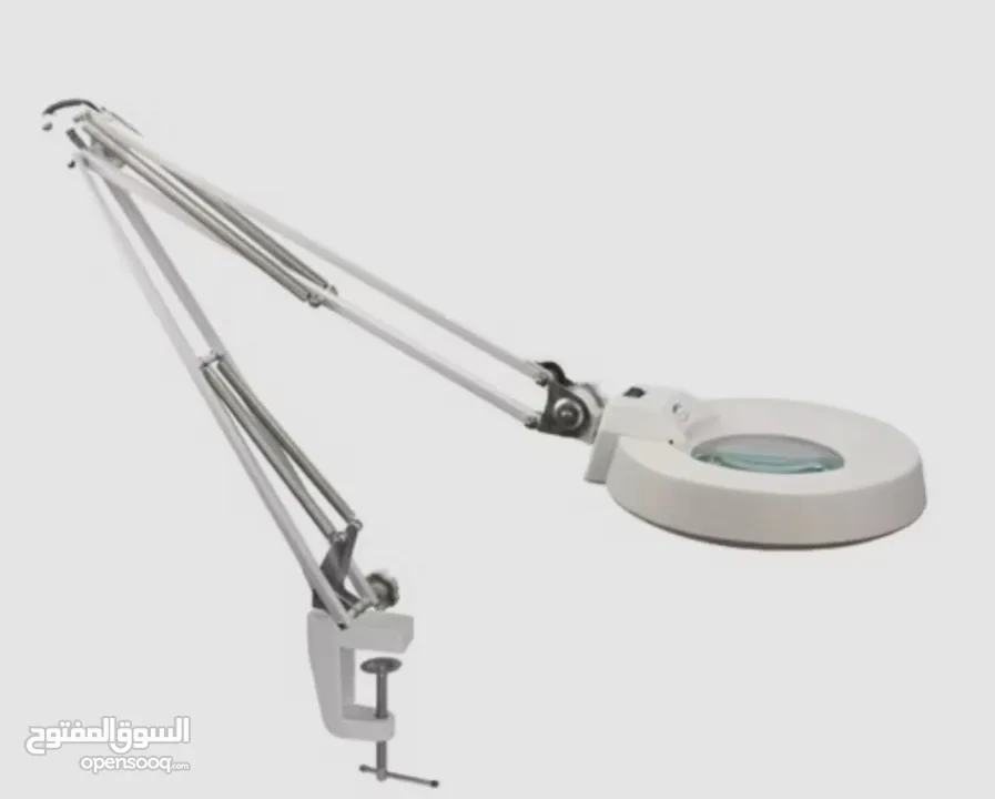 بيع أغراض صالون تجميل بسبب السفر عدة أضافر وبشرة وليزر