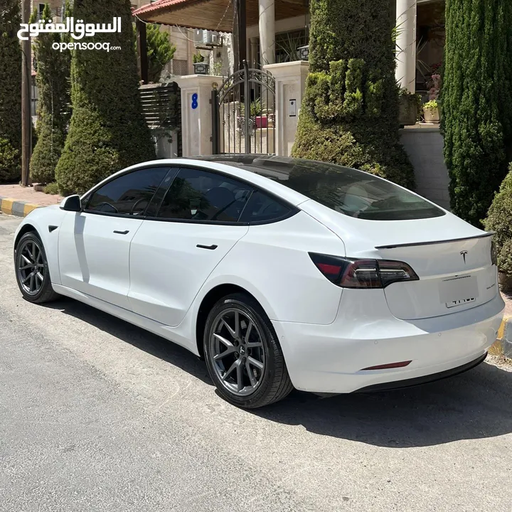 Tesla 3 2022 long range