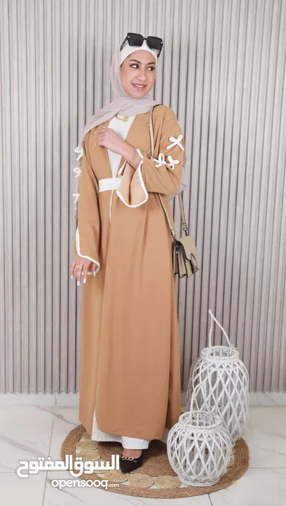 عباية بأناقة راقية ولمسة عصرية   لكل محبات الأناقة، هالعباية المميزة بلونها وتصميمها العصري هي ال