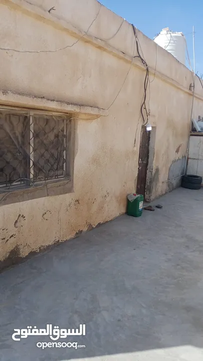 منزل شعبي للبيع في منطقة مغاير مهنا/ لواء الموقر