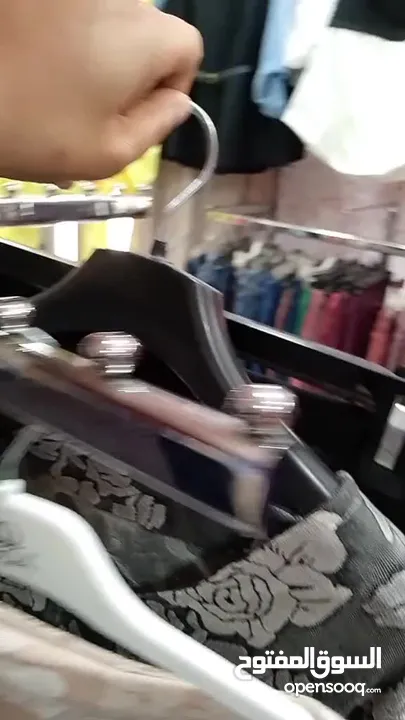شروة البسة ستاتي وبناتي بسعر حرق جديد